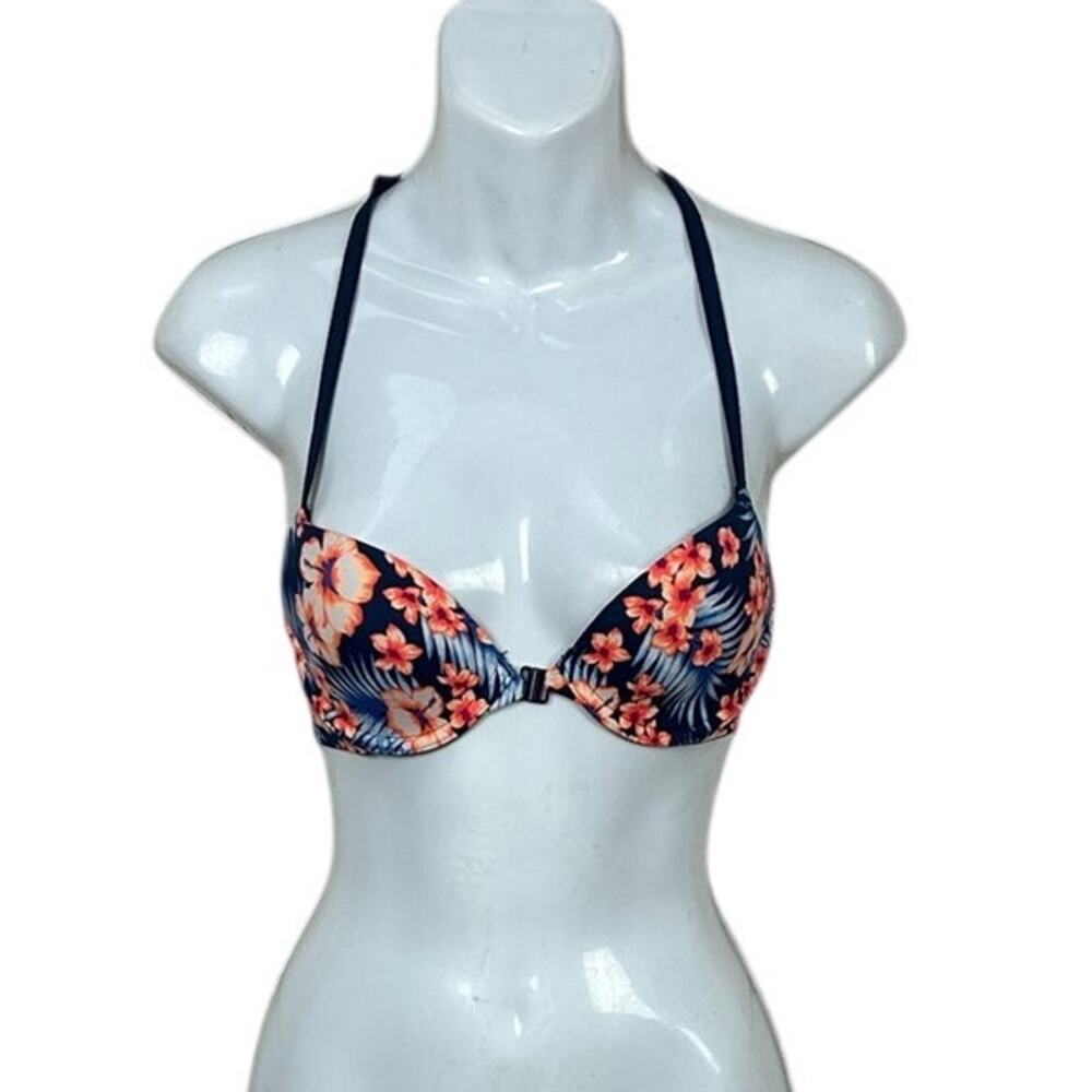 PINK Victoria’s Secret Wear Everywhere Demi Bra size 32A